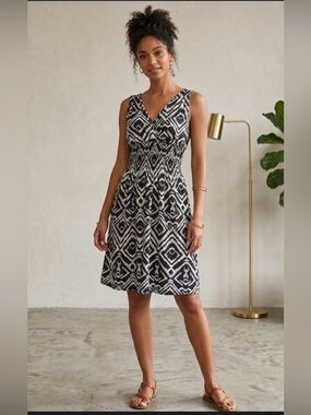 Raya Sun Women’s sundress Size L Sleeveless Geometric Pullover Ruched Waist